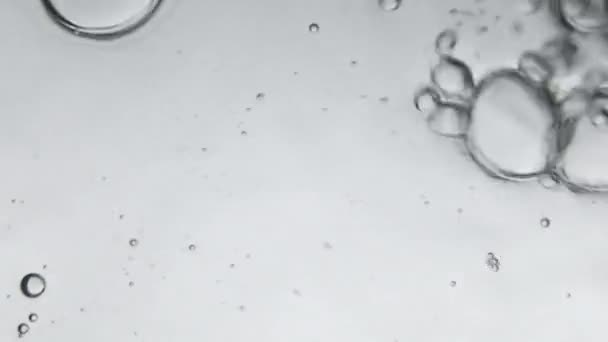 Air Bubbles Water While Pouring Water Glass Photos Underwater Corner — Stockvideo