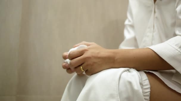 Close Young Asian Woman Sitting Toilet Bowl Using Toilet Paper — Stock Video