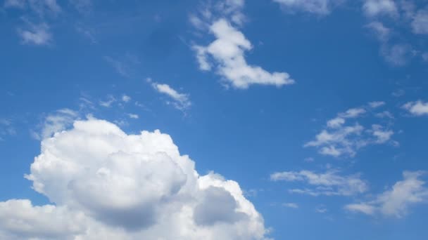 Schöner Blauer Himmel Mit Wolken Sommertagen Natur Himmel Hintergrund — Stockvideo