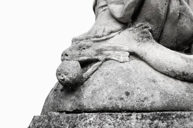 Bakire Meryem yılanın başını ezer. İyi ve kötünün kavramı