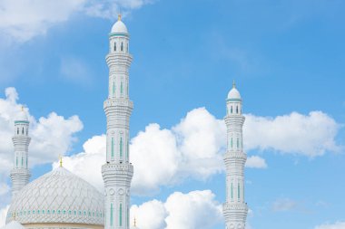 Nur-Sultan 'daki Hazret Sultan Camii