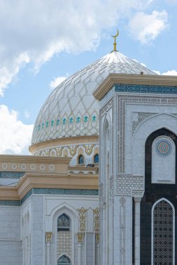 Nur-Sultan 'daki Hazret Sultan Camii