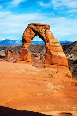 Utah 'taki Arches Ulusal Parkı' nda Narin Kemer. 