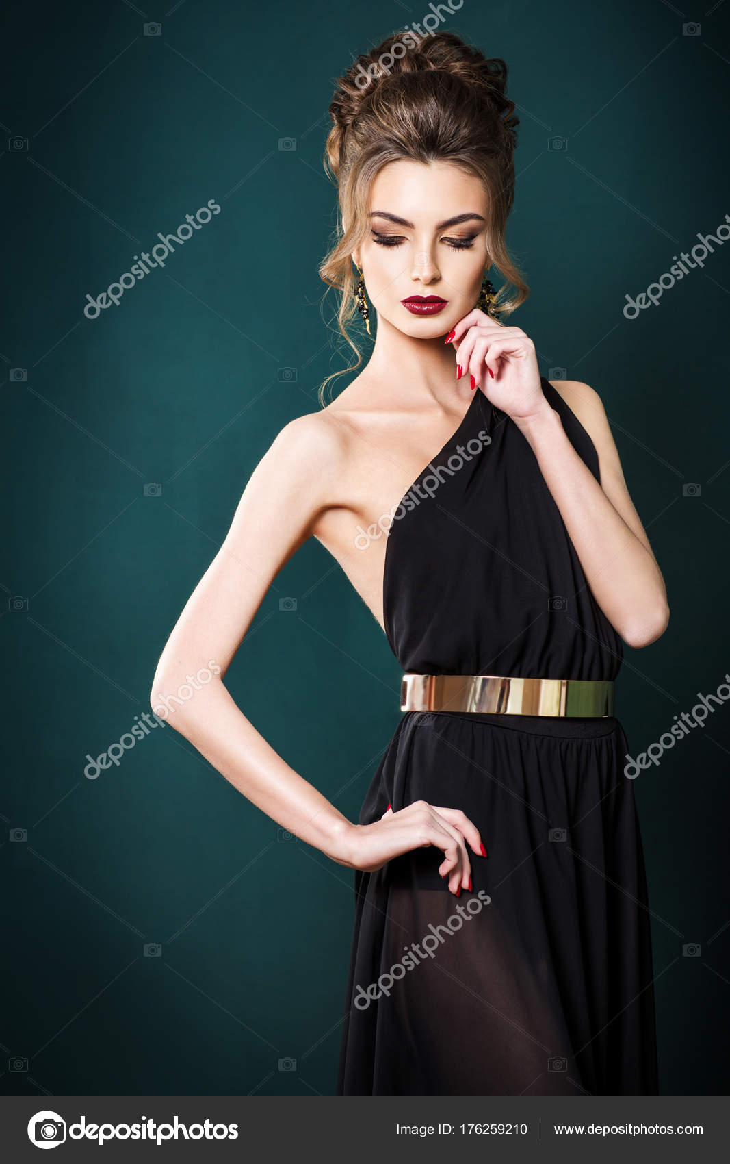 1,200+ Beautiful Woman With Elegant Hairstyle In Luxurious Silk Dress Stock  Photos, Pictures & Royalty-Free Images - iStock