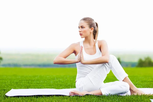 Portrait Young Healthy Woman Meditating Outdoor — Stock Photo, Image