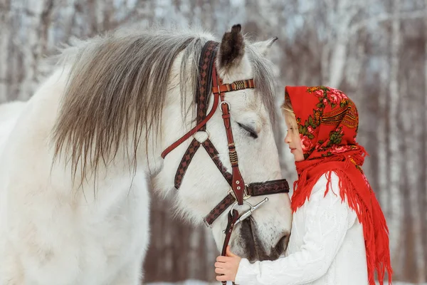 Holčička Koněm — Stock fotografie