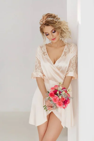 Beautiful Young Woman Lingerie Posing Bouquet — Stock Photo, Image