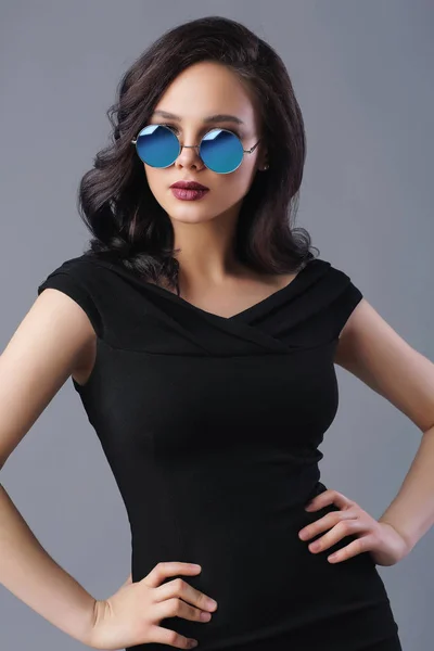 Young Beautiful Woman Black Dress Sunglasses — Stock Photo, Image