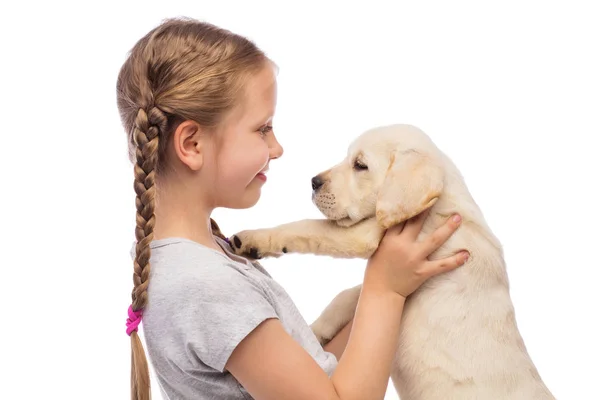 Menina Bonito Com Filhote Cachorro Labrador — Fotografia de Stock