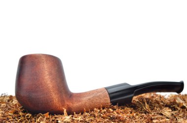 Boru ve beyaz arka plan üzerinde izole tütün Sigara