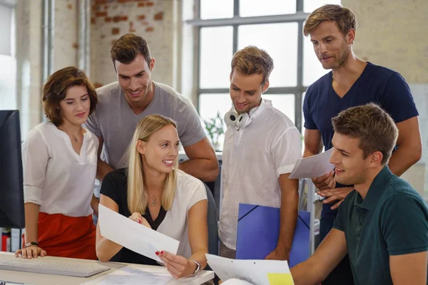 Business colleagues in a meeting or workshop — Stock Photo, Image