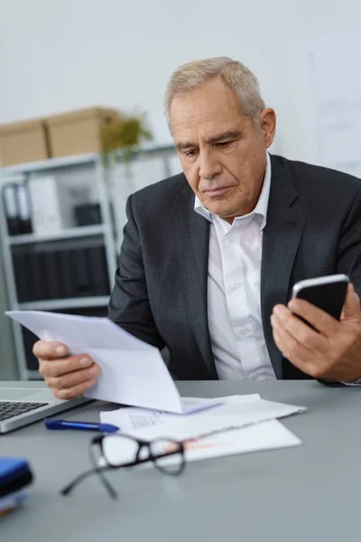 Handsome senior businessman — Stock Photo, Image