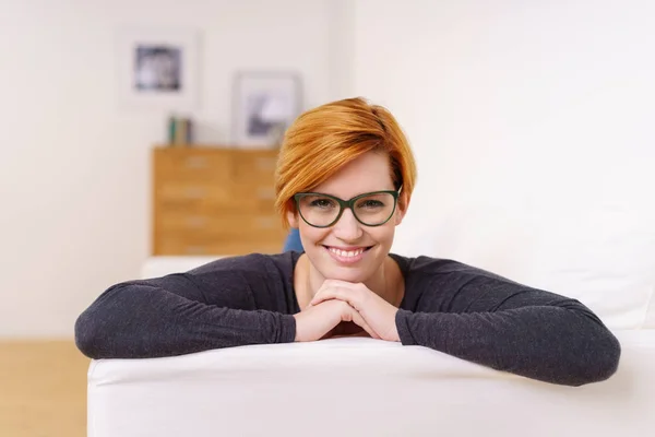 Happy woman with friendly smile — Stock Photo, Image