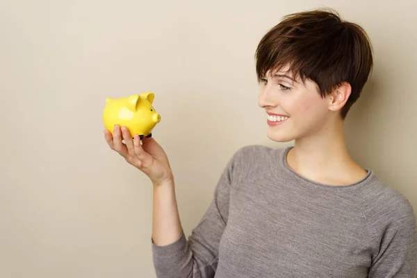 Young short-haired woman — Stock Photo, Image