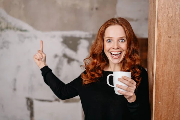 Junge Rotschopf-Frau — Stockfoto