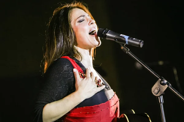 Esmeralda Grao in concert, Madrid 2009