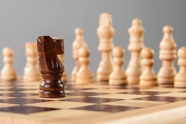 Kara şövalye meydan okuma