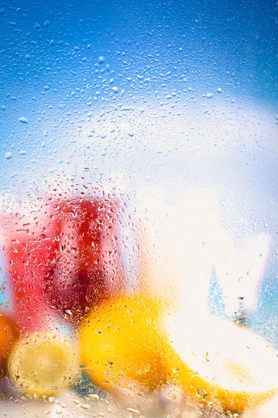 İçecekler ile egzotik canlı arka plan