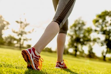Genç sportswomen ile çalışan kavramı