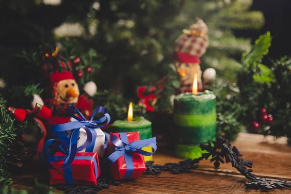 Decoraciones de Navidad con juguetes, concepto de invierno — Foto de Stock