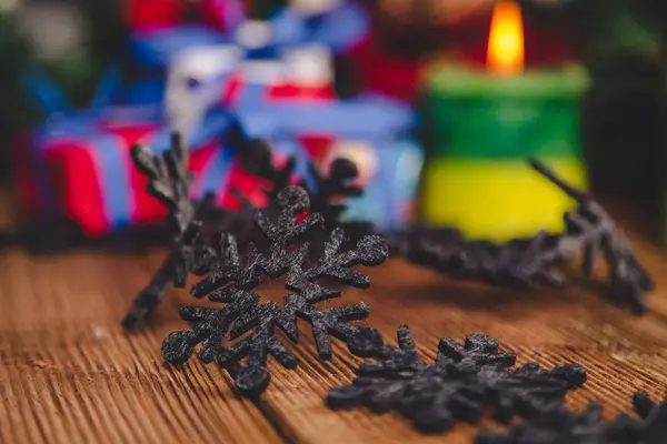 Decoraciones de Navidad con juguetes, concepto de invierno — Foto de Stock