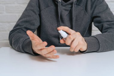 Dünyada alkol antiseptik eksikliği. El dezenfeksiyonu ve anseptik. Kişisel hijyen seni virüsten kurtaracak..