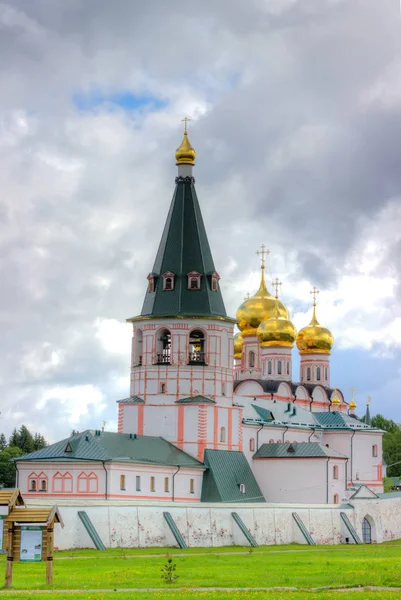 Mosteiro de Valdai Iversky Bogoroditsky Svyatoozersky Imagens Royalty-Free