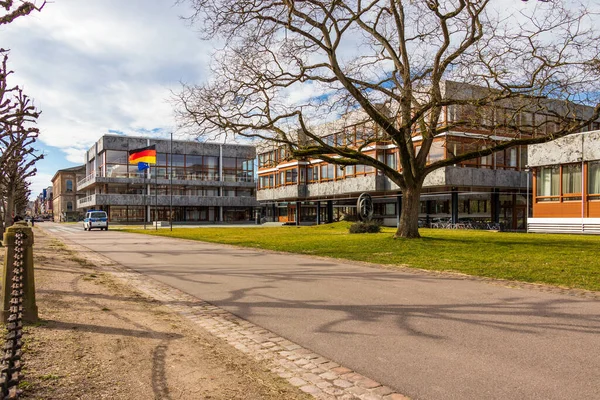 Federal Adalet Divanı Binaları ve Giriş Meydanı, Bundesverfassungsgericht, BGH. Karlsruhe, Baden-Wurttemberg, Almanya