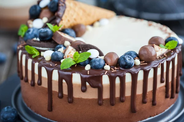 Three chocolate mousse cake — Stock Photo, Image