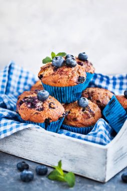 Taze ev yapımı lezzetli blueberry muffins