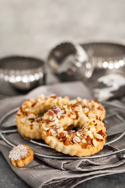 Ring shortbread cookies with peanuts on top — Stock Photo, Image