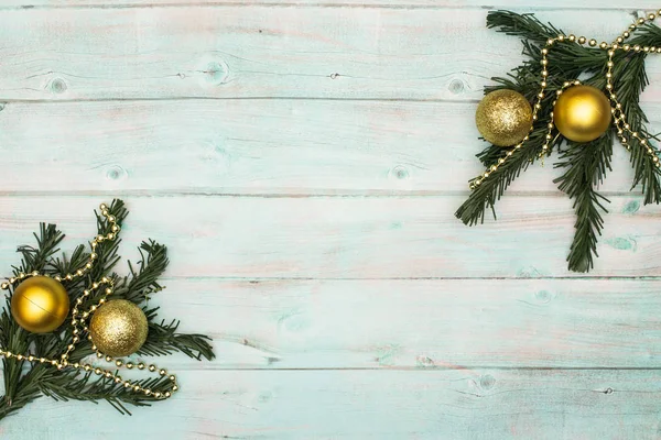 Bela Decoração Natal Com Ornamentos Ouro — Fotografia de Stock