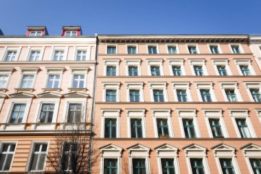 Berlin Kreuzberg eski bir evde cephe