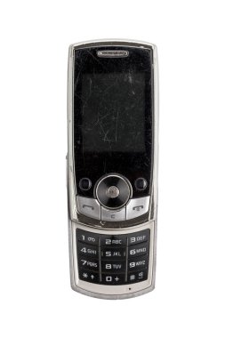 çok eski çizilmiş cep telefonu, beyaz izole