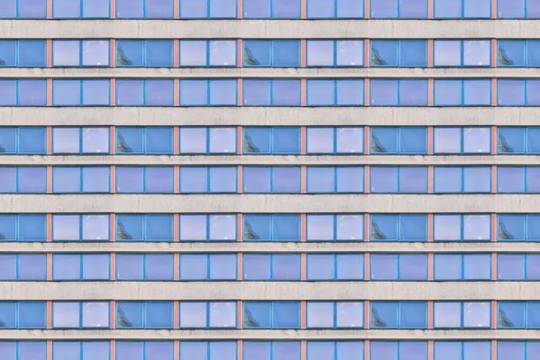 Építészeti pattern, egy régi NDK hivatali épület homlokzata — Stock Fotó