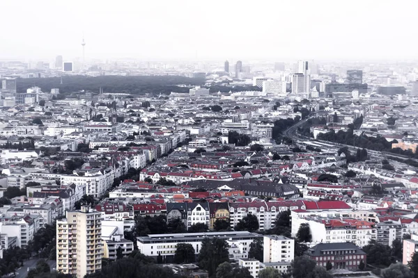 Panorama Berlína s jasnou oblohou — Stock fotografie