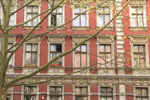 漂亮的老房子，与灰泥在柏林，Kreuzberg — 图库照片