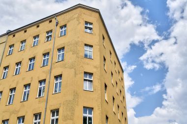 basit ev ve cennet, Berlin Kreuzberg