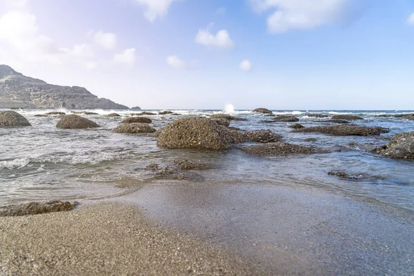 Ocean landscape with many rocks — Stock Photo, Image