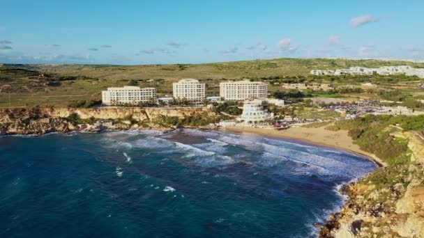 Malta Eyaleti Golden Bay 11152019 Golden Bay Plajının Havadan Görünüşü — Stok video