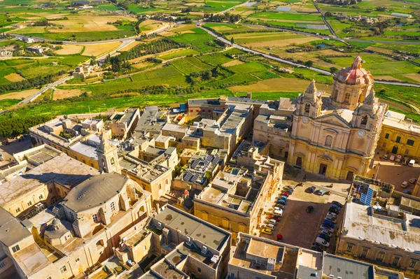 Ciudad Mdina Paisaje Naturaleza Aérea Día Soleado Azul Astuto Invierno —  Fotos de Stock