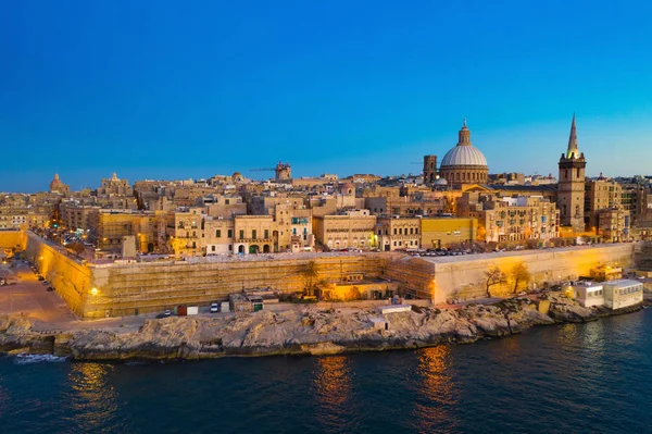 Valletta Stad Huvudstad Malta Europa Flygfoto Solnedgång Kväll Kyrka Blå — Stockfoto