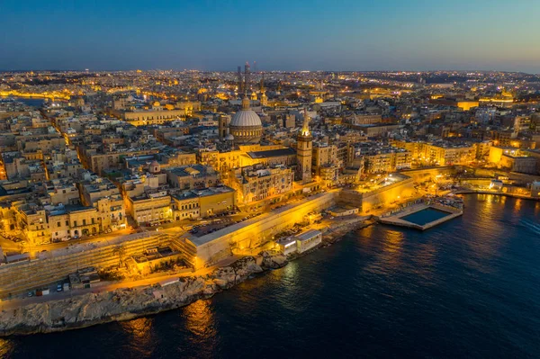 Valletta Stad Huvudstad Malta Land Flygfoto Solnedgång Kväll Kyrka Blå — Stockfoto