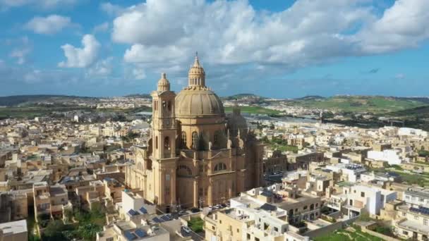 Flygfoto Över Rotunda John Baptist Church Gozo Kameran Rör Sig — Stockvideo