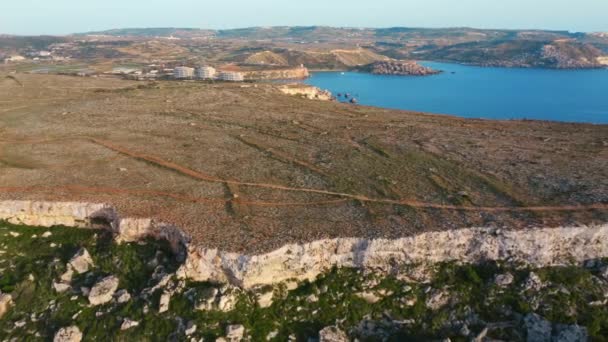 Vista Aérea Acantilados Naturales Puesto Observación Rock Cut Isla Malta — Vídeo de stock