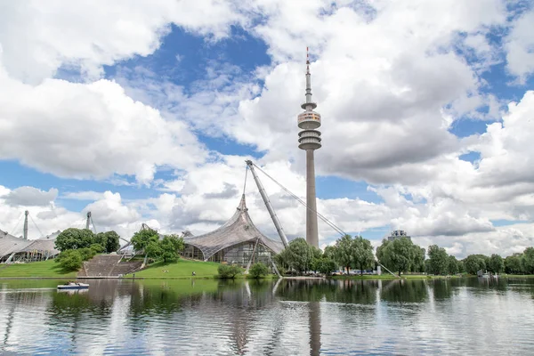 Blick auf den Olympiapark, München lizenzfreie Stockbilder