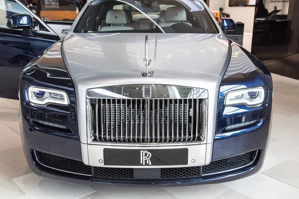 Rolls Royce Phantom Coup at BMW museum — Stock Photo, Image