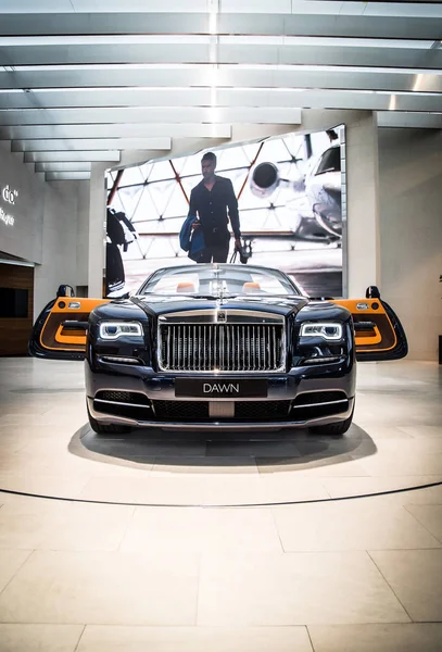Rolls Royce Dawn på BMW museum – stockfoto