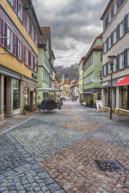 Schwaebisch Hall, Almanya - 19 Şubat 2019: Schwaebisch Hall sokakları