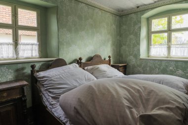 Bad Windsheim, Almanya - 16 Ekim 2019: Bir Alman köyünün iç manzarası.